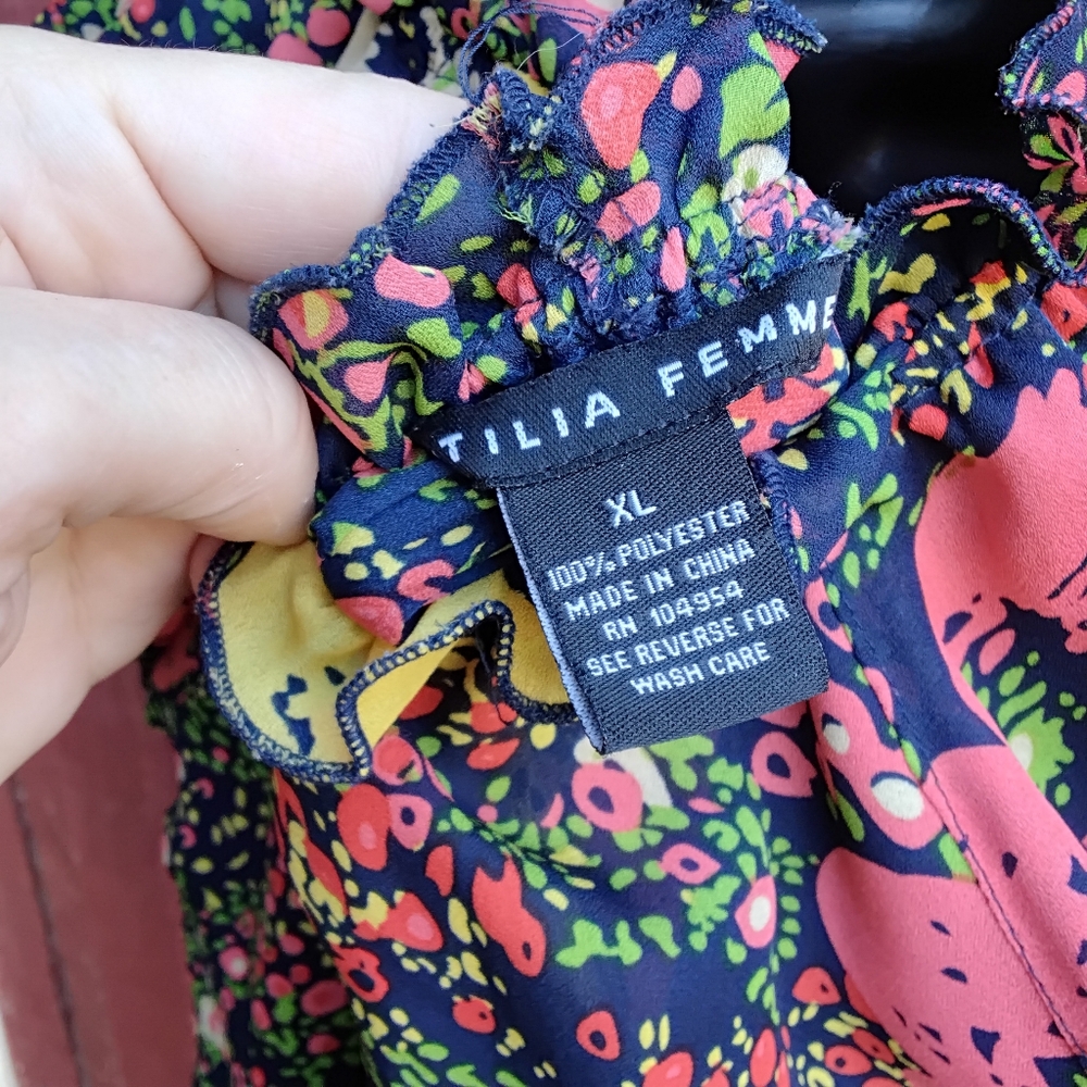 Floral Peasant Blouse (Sheer) - Picture 7 of 9